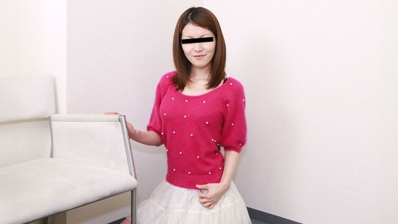 亲生女儿雾岛安娜试衣间激情性爱，服饰店员野性内射实录 10musume_081624_01